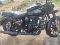 Royal Enfield Classic Stealth Black