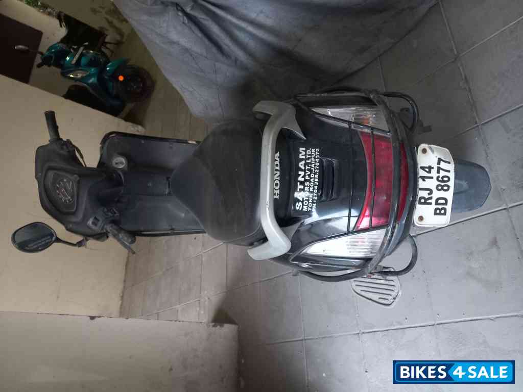 Black Honda Activa