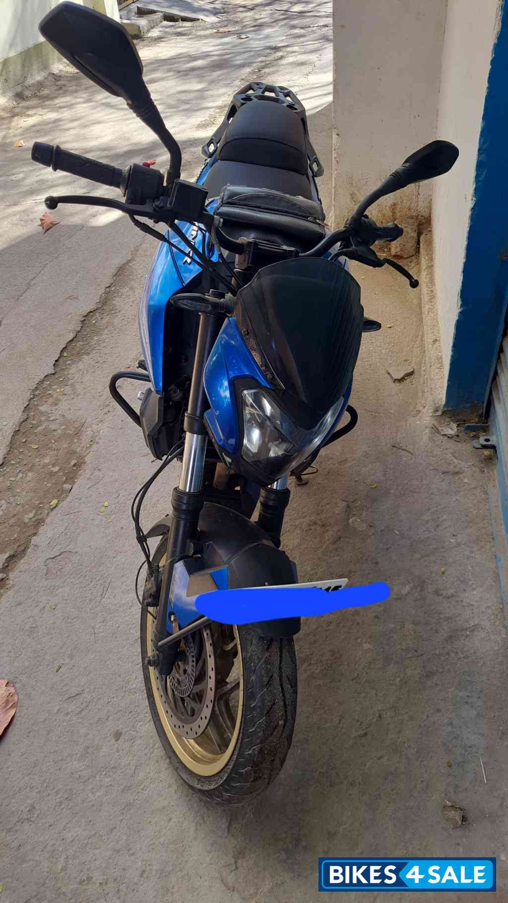 California Blue Bajaj Dominar 400 ABS BS6