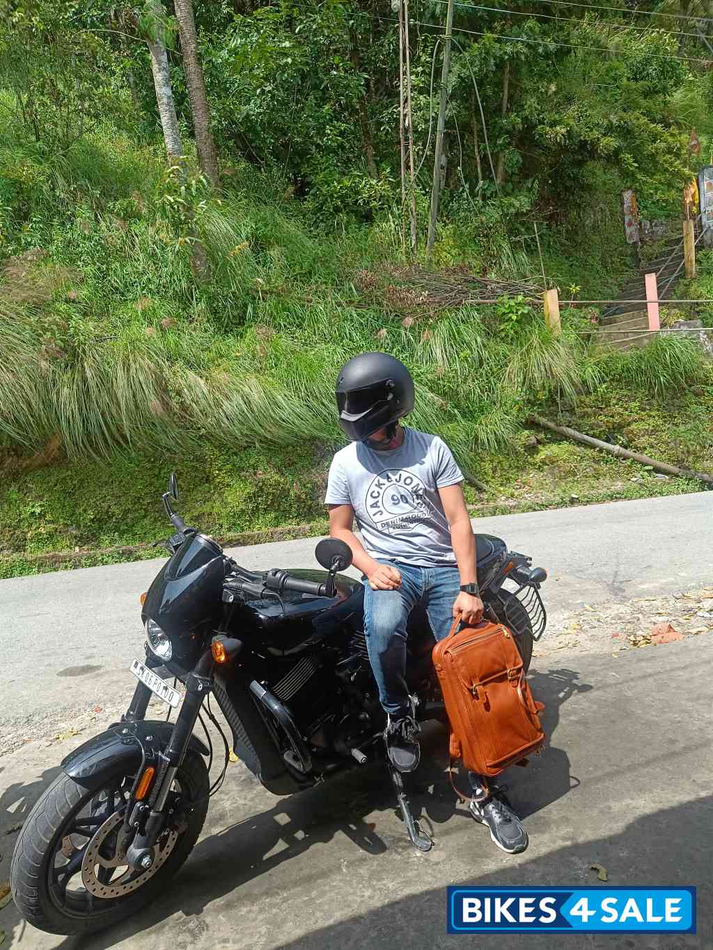 Vivid Black Harley Davidson Street Rod