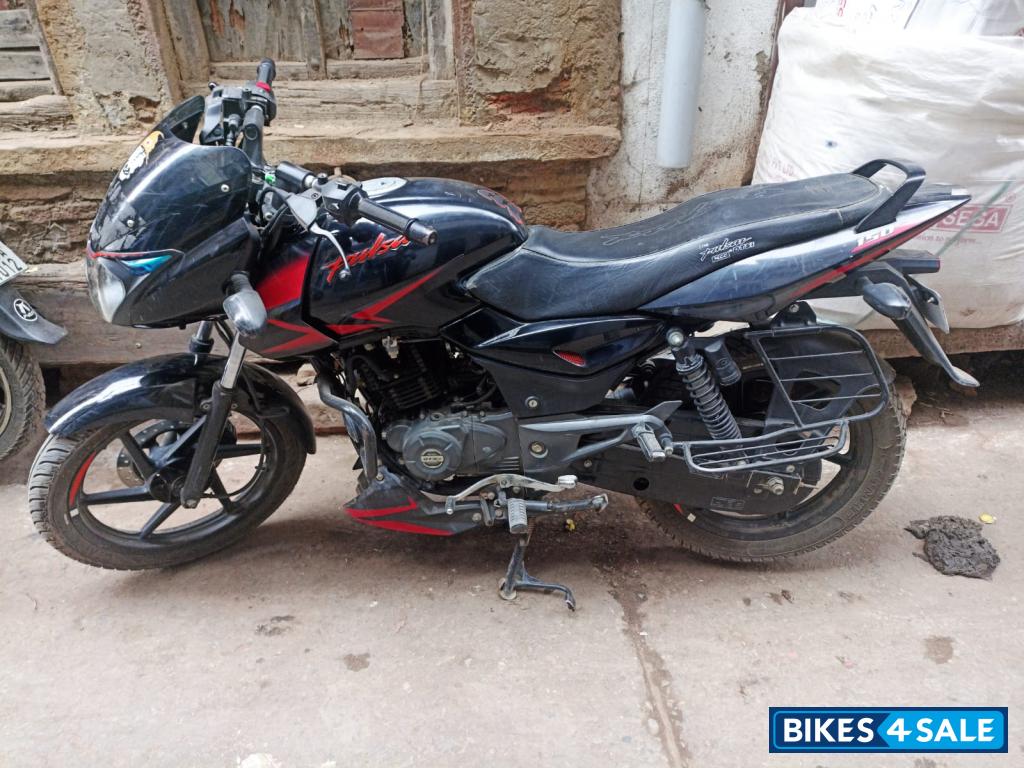 Bajaj Pulsar 125