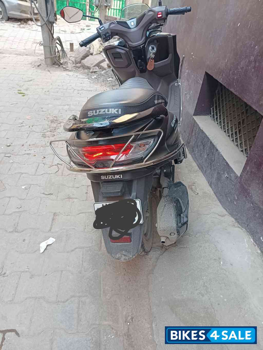 Suzuki Burgman Street Ride Connect Edition