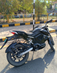 Revolt RV 400 2022 Model