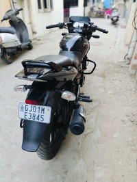 Black Bajaj Pulsar 180