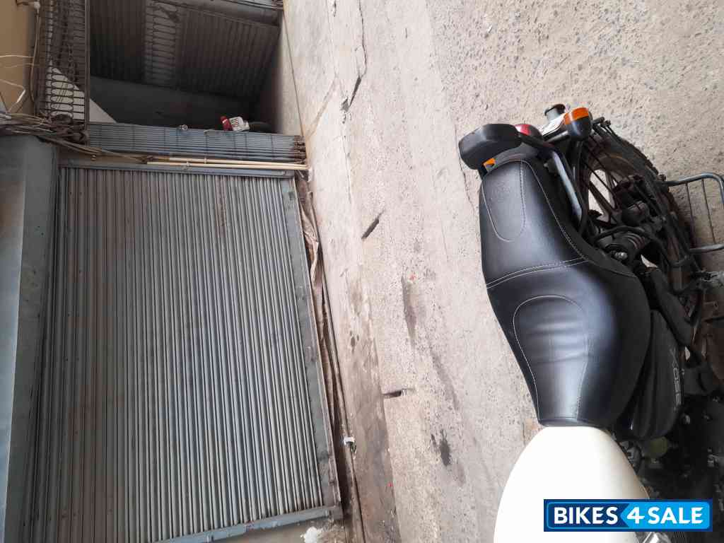 White And Black Royal Enfield Thunderbird X 350