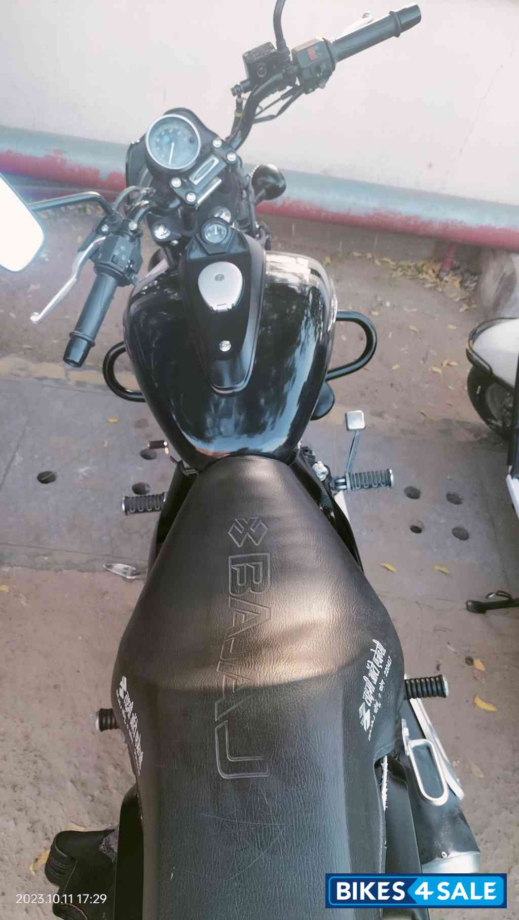 Bajaj Avenger Street 160