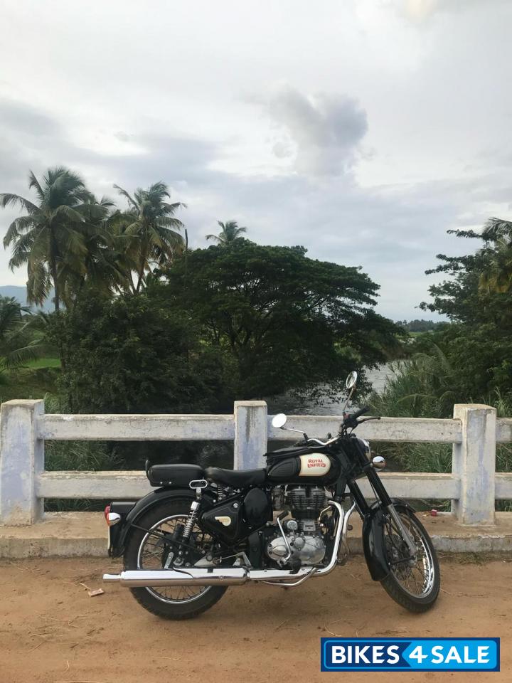 Royal Enfield Classic 350