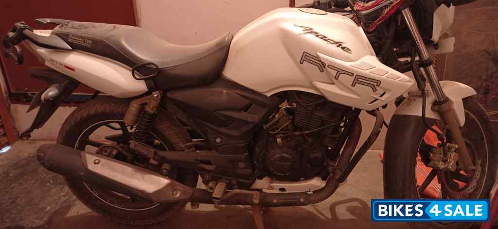 TVS Apache RTR 180