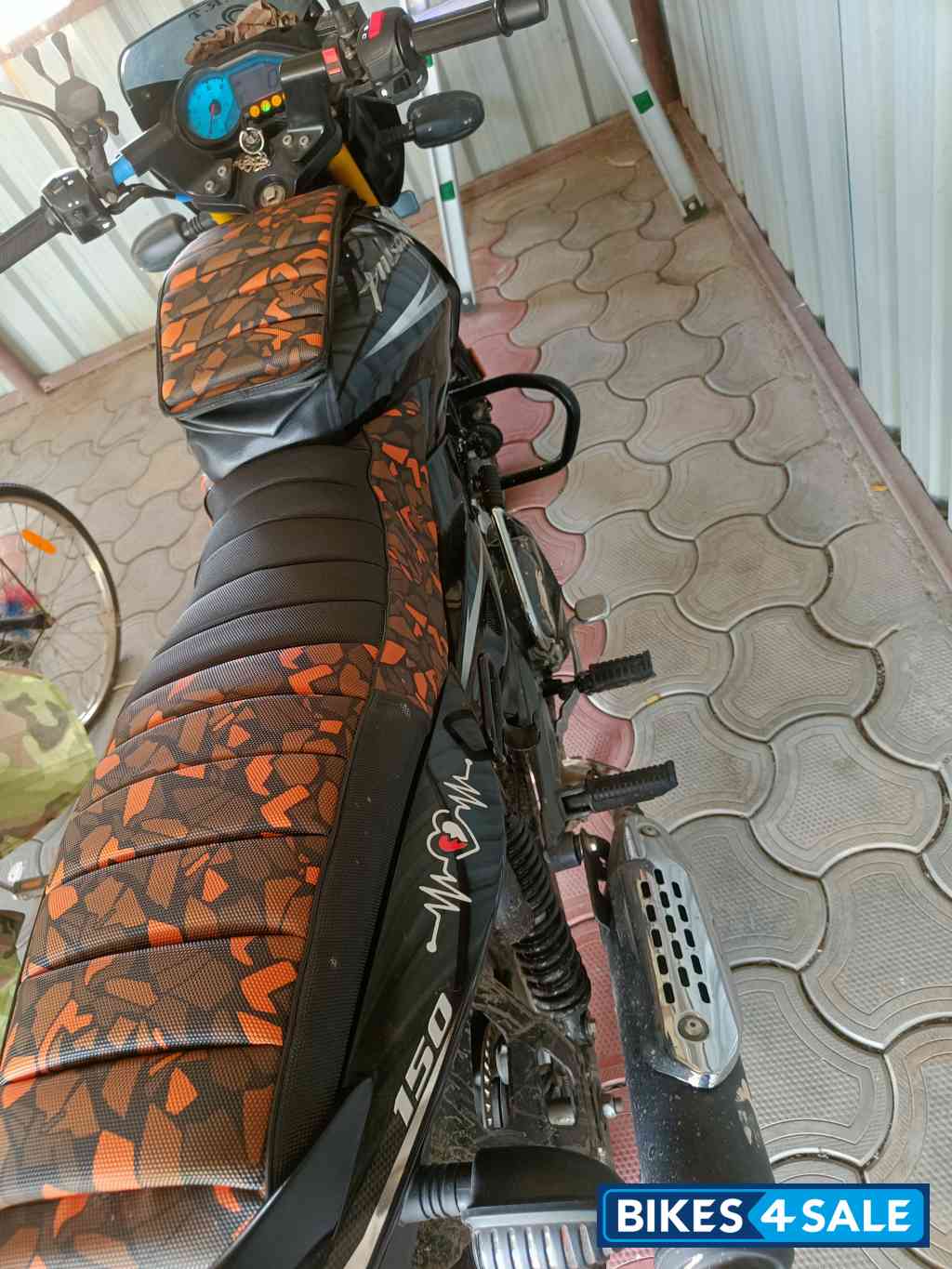 Bajaj Pulsar 150 BS6