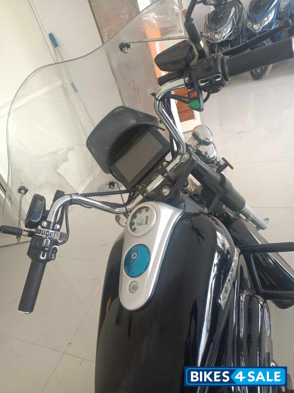 Black KOMAKI Ranger 2023