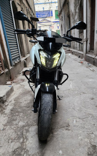 Bajaj Dominar 400