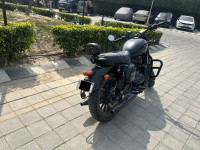 Jawa 42 Dual Channel ABS AllStar Black