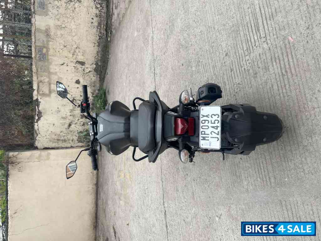 Black Yamaha FZ FI V3 BS6