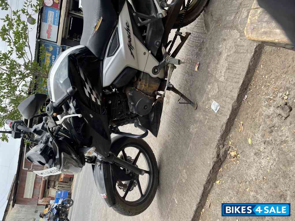 TVS Apache RTR 160 4V