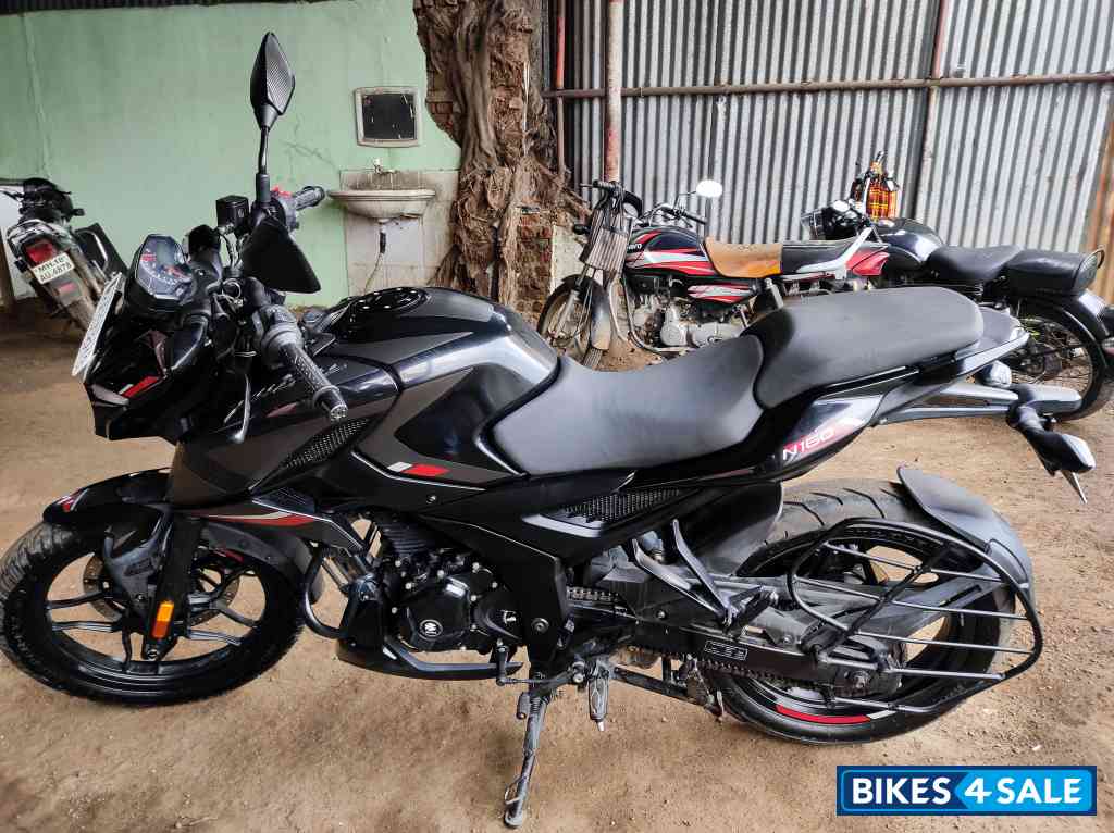 Bajaj Pulsar N160 Dual Channel ABS