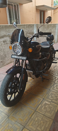 Royal Enfield Meteor 350 Stellar