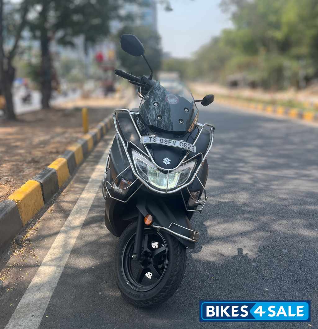 Suzuki Burgman Street BS6