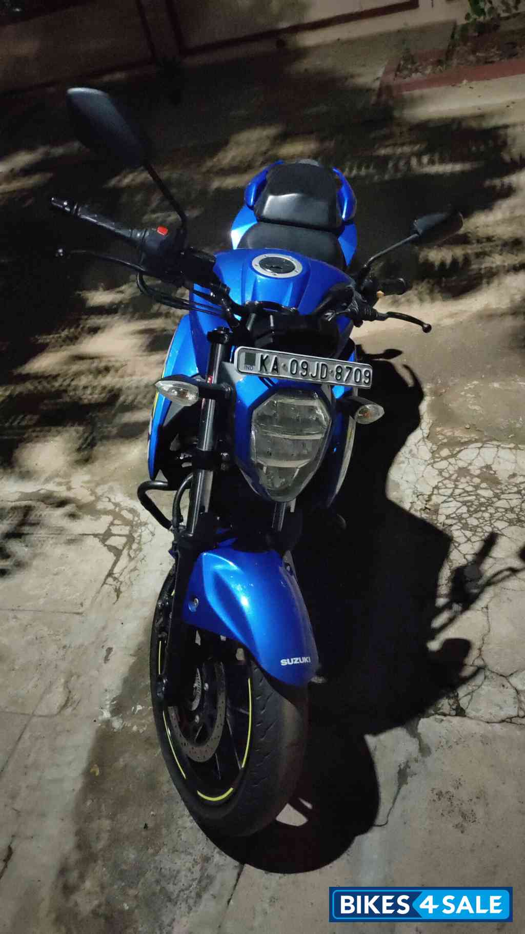 Blue Suzuki Gixxer 250 BS6