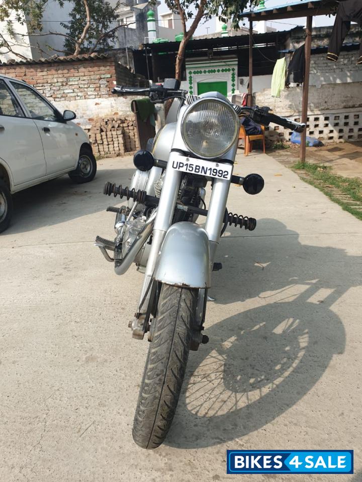 Silver Royal Enfield Classic 350