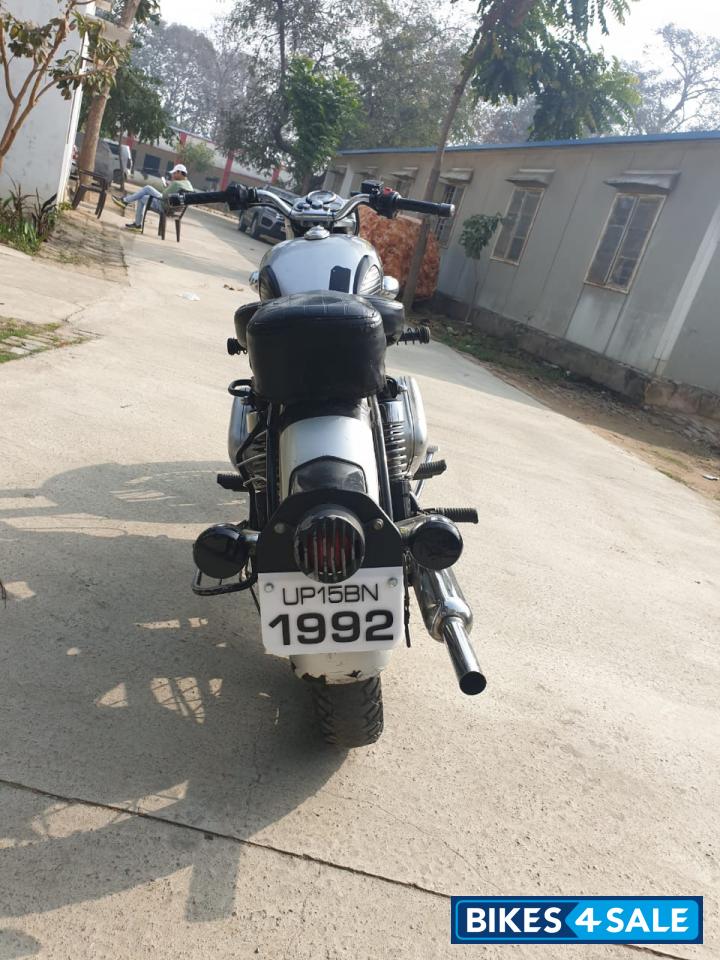 Silver Royal Enfield Classic 350