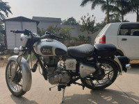 Silver Royal Enfield Classic 350