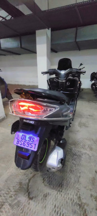 Suzuki Burgman Street