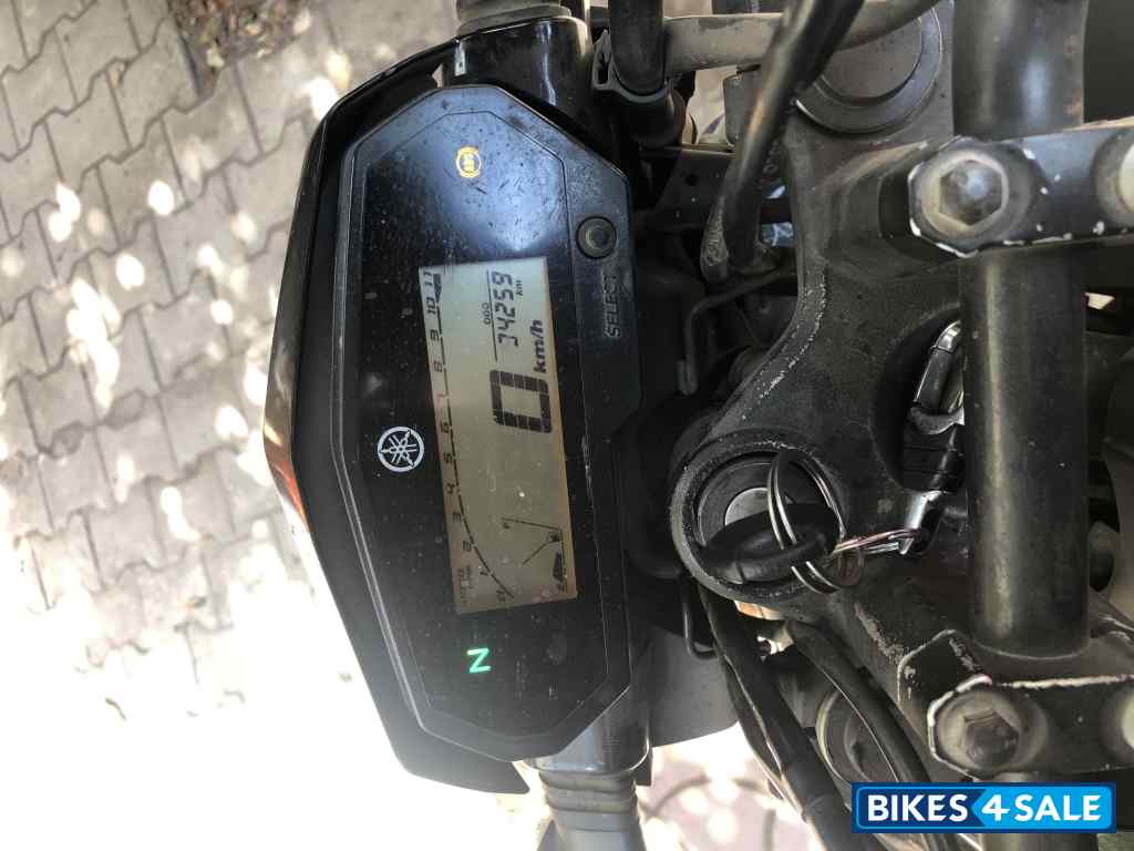 Metallic Black Yamaha FZ25