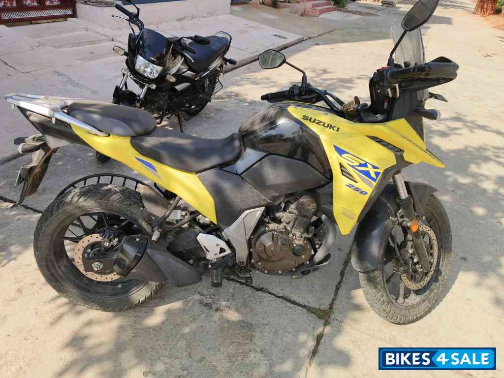 Suzuki V-Strom 250