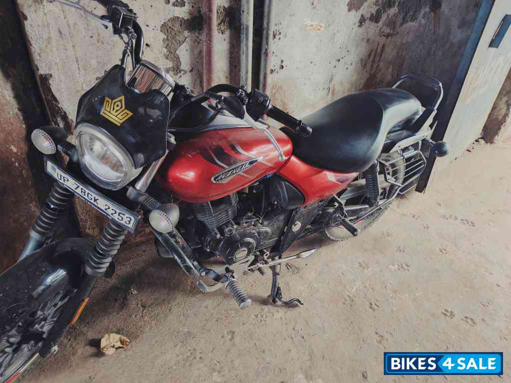Bajaj Avenger Street 160 BS6