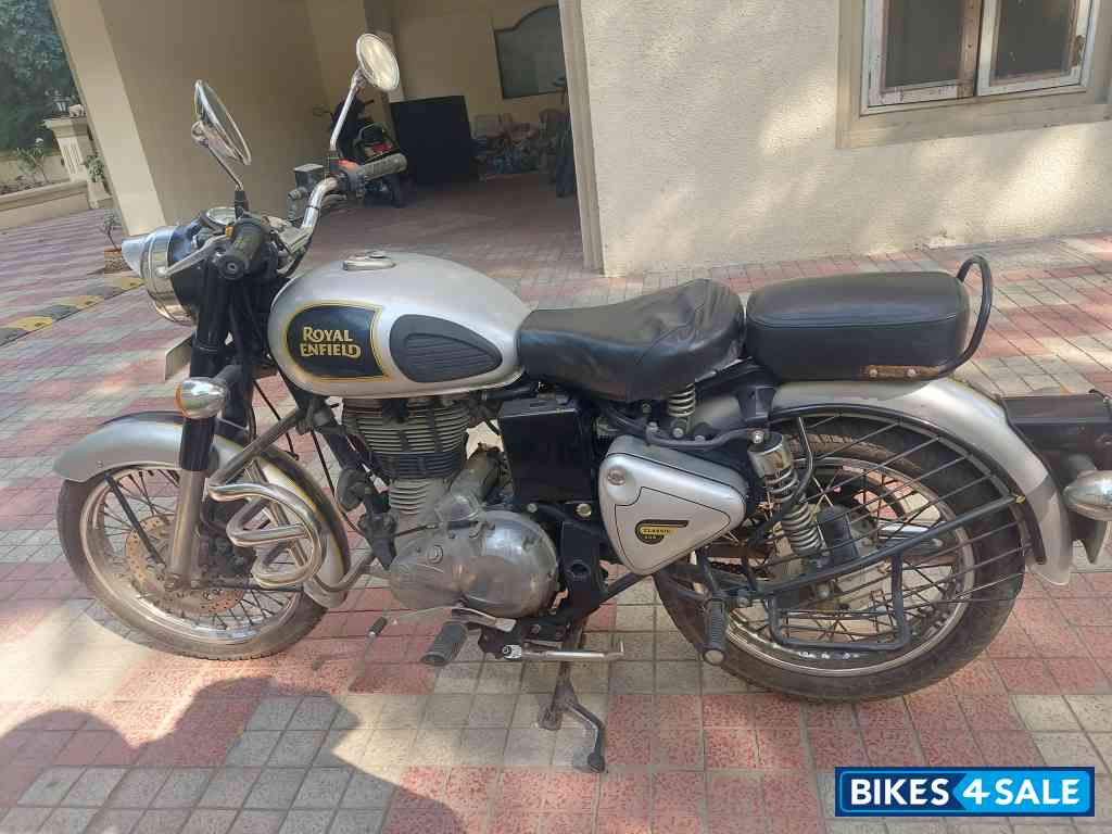 Royal Enfield Classic 500