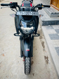 Dual Tone Black Red TVS Apache RTR 160 4V Special Edition