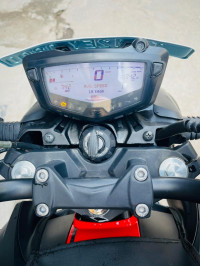 Dual Tone Black Red TVS Apache RTR 160 4V Special Edition
