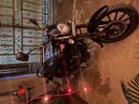 Black Bajaj Avenger Street 160 BS6
