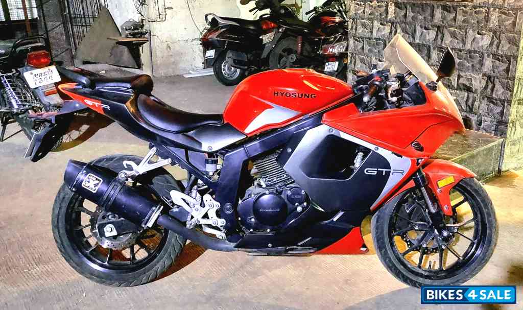 Hyosung GT250R Hyosung GT250R