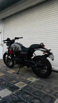 Royal Enfield Scram 411