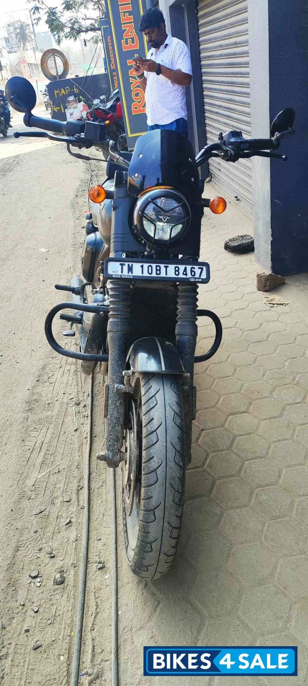 Smokey Grey Yezdi Roadster Dark