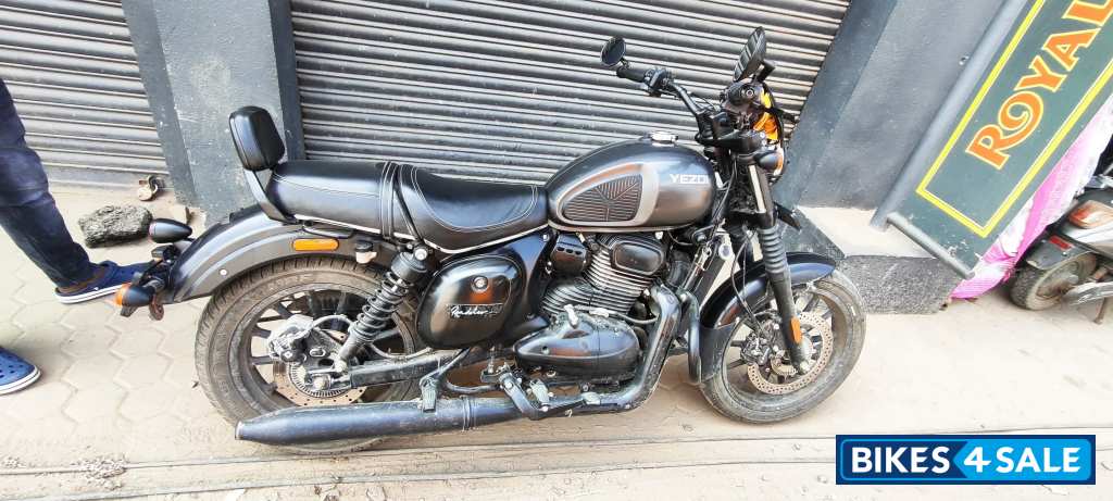 Smokey Grey Yezdi Roadster Dark