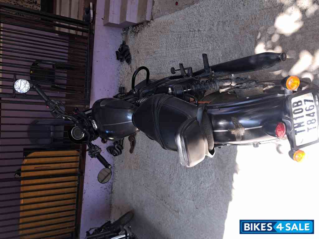 Smokey Grey Yezdi Roadster Dark