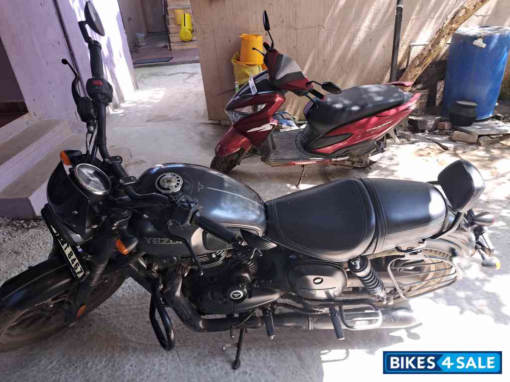 Smokey Grey Yezdi Roadster Dark