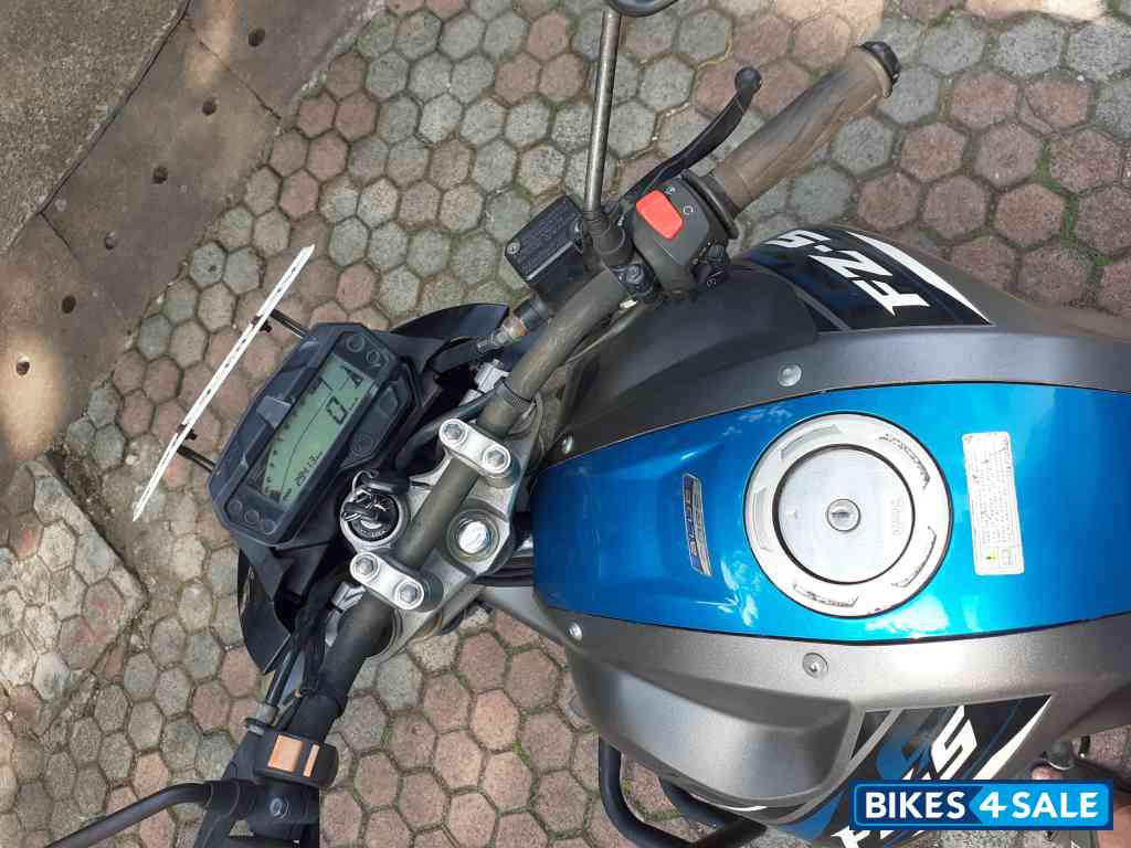 Matte Grey With Blue Yamaha FZ-S FI V2