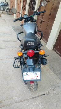 Dapper Grey Royal Enfield Hunter 350 Metro