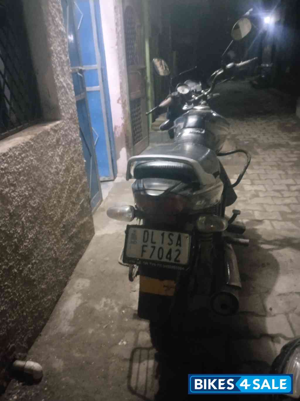 Balck Red TVS Sport BS6