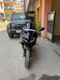 Black Yamaha YZF R15 V3