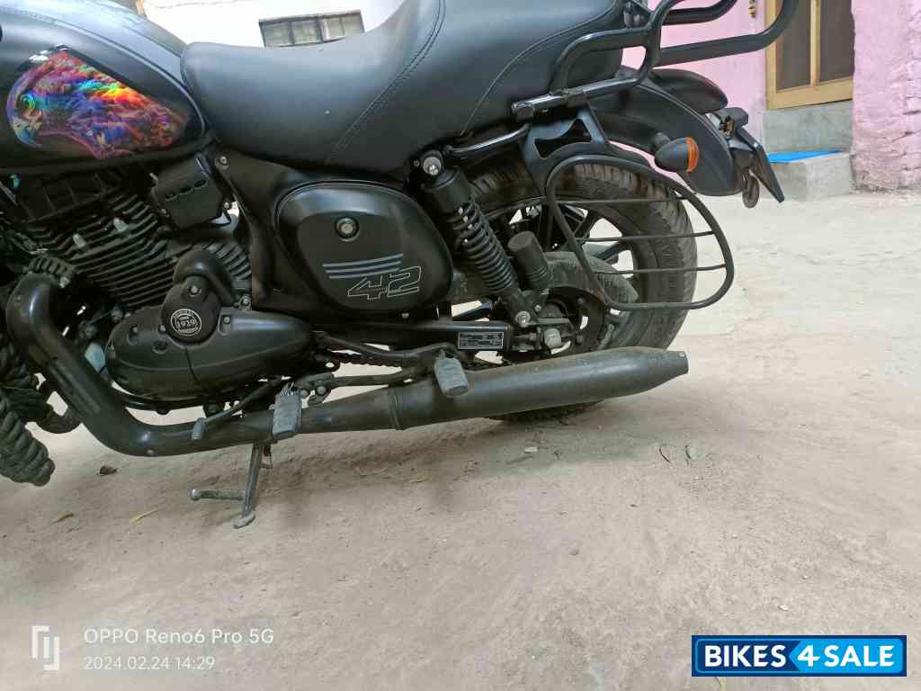 Black Jawa 42 Dual Channel ABS AllStar Black