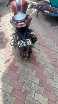 Red TVS Apache RTR 200 4V