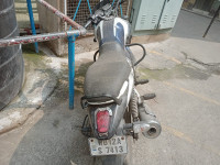 Bajaj V15