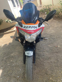 V Orange Honda CBR 250R