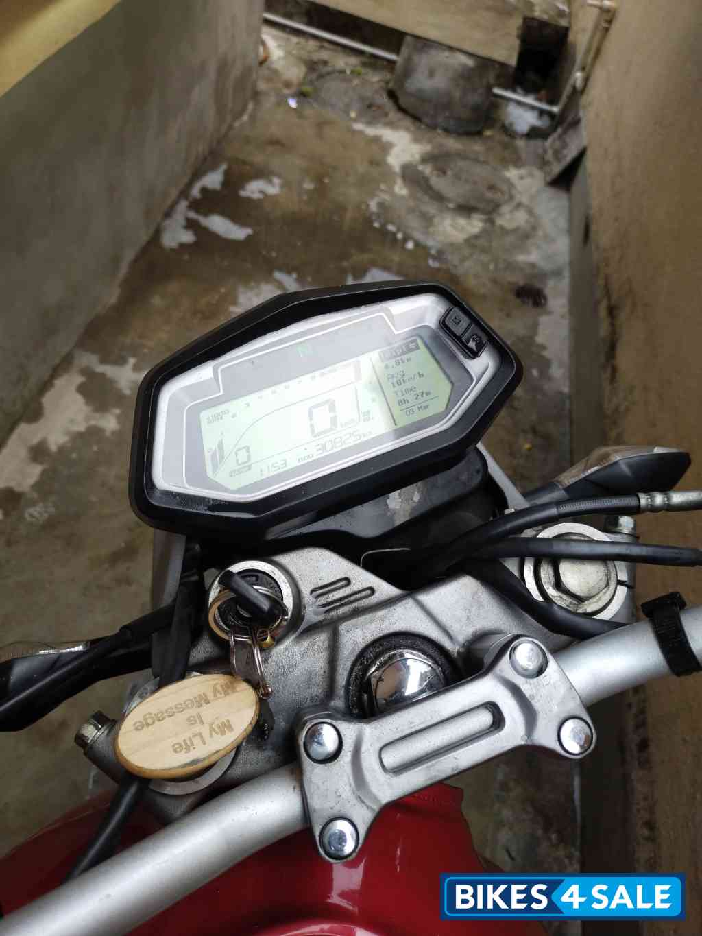 Red Hero XPulse 200T