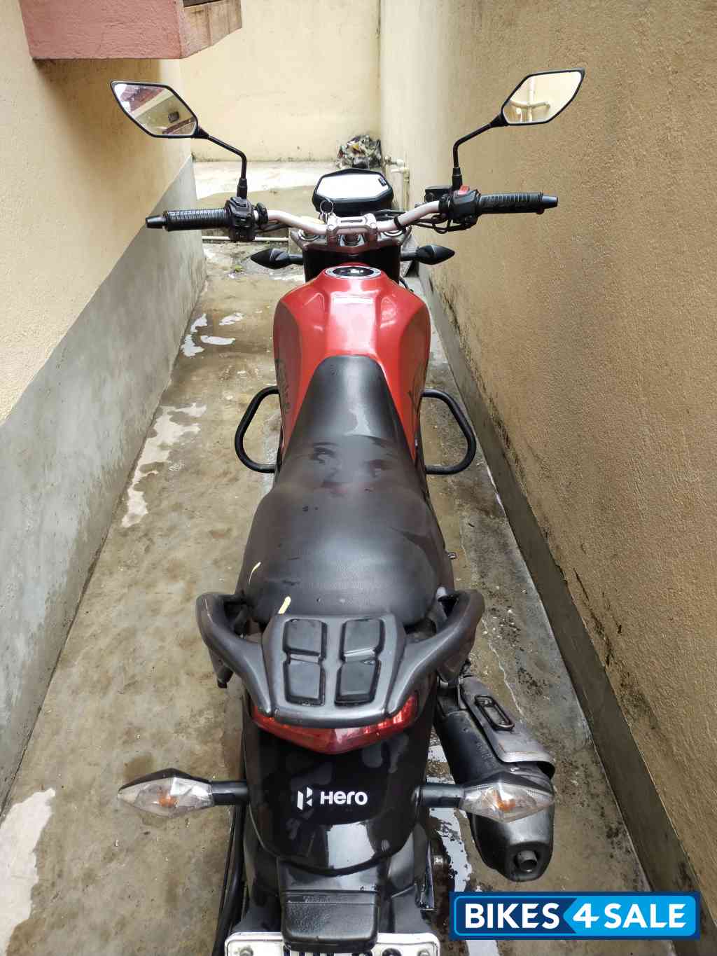 Red Hero XPulse 200T