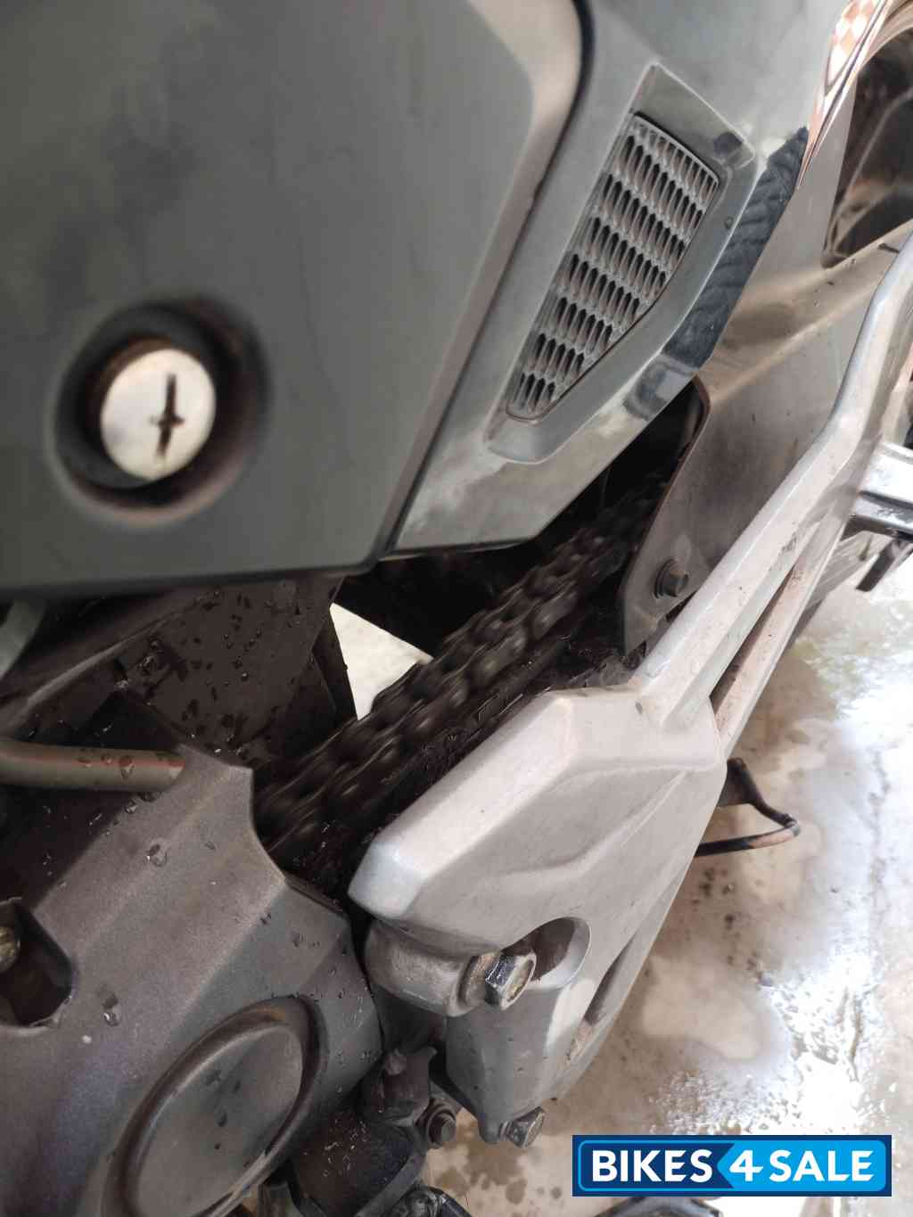 Red Hero XPulse 200T